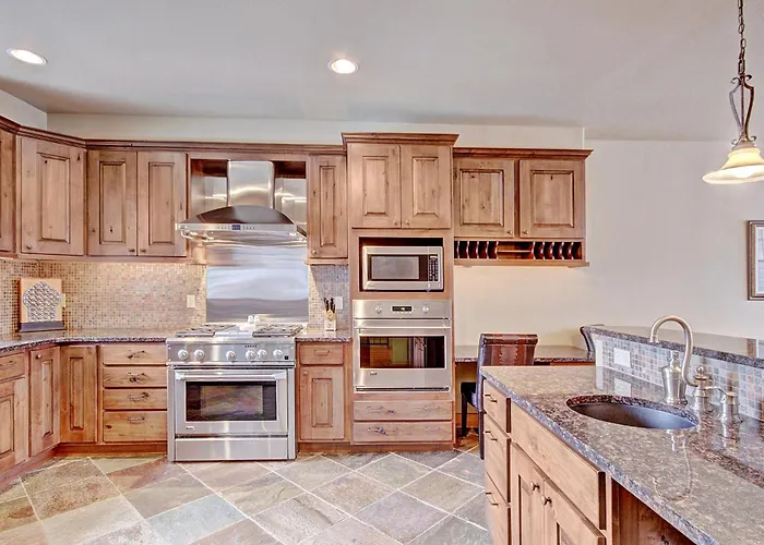 39b Union Creek Townhomes West Apartment *