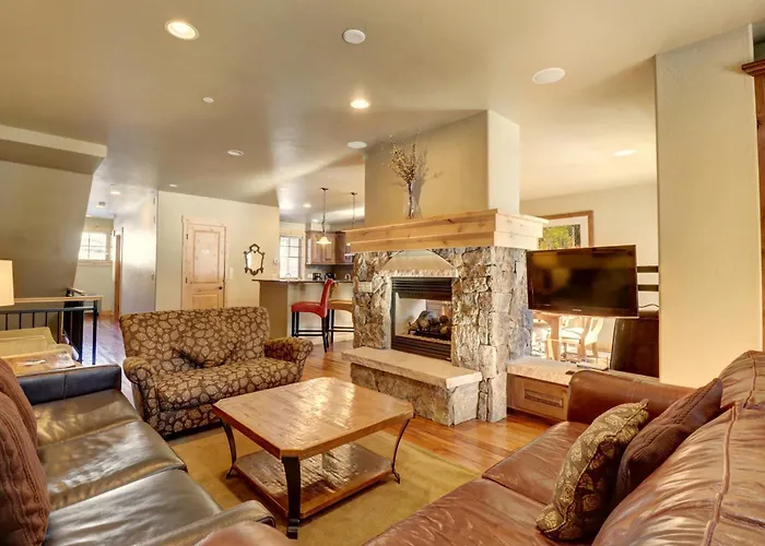 39b Union Creek Townhomes West Apartment