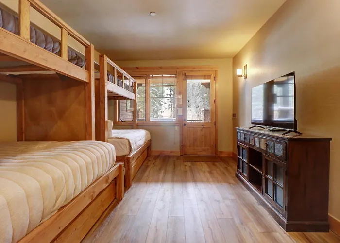 39b Union Creek Townhomes West Apartment