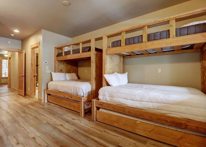 39b Union Creek Townhomes West Apartment *